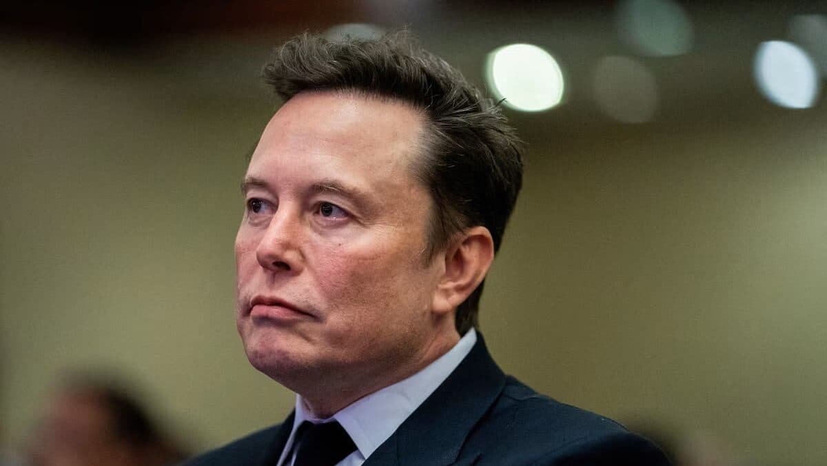 Elon Musk culpa a "ciberataque masivo" por caída mundial de X