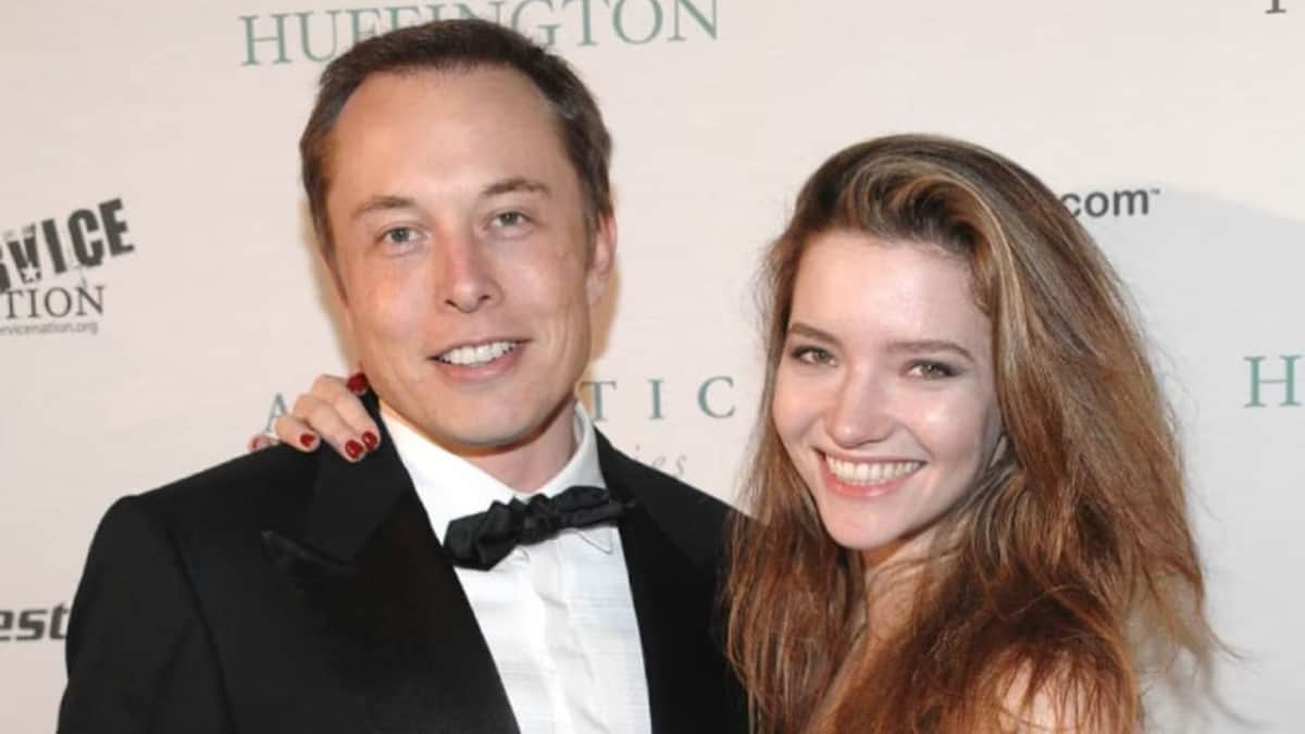 Hija transgénero de Elon Musk acusa al magnate de pagar para tener solo niños