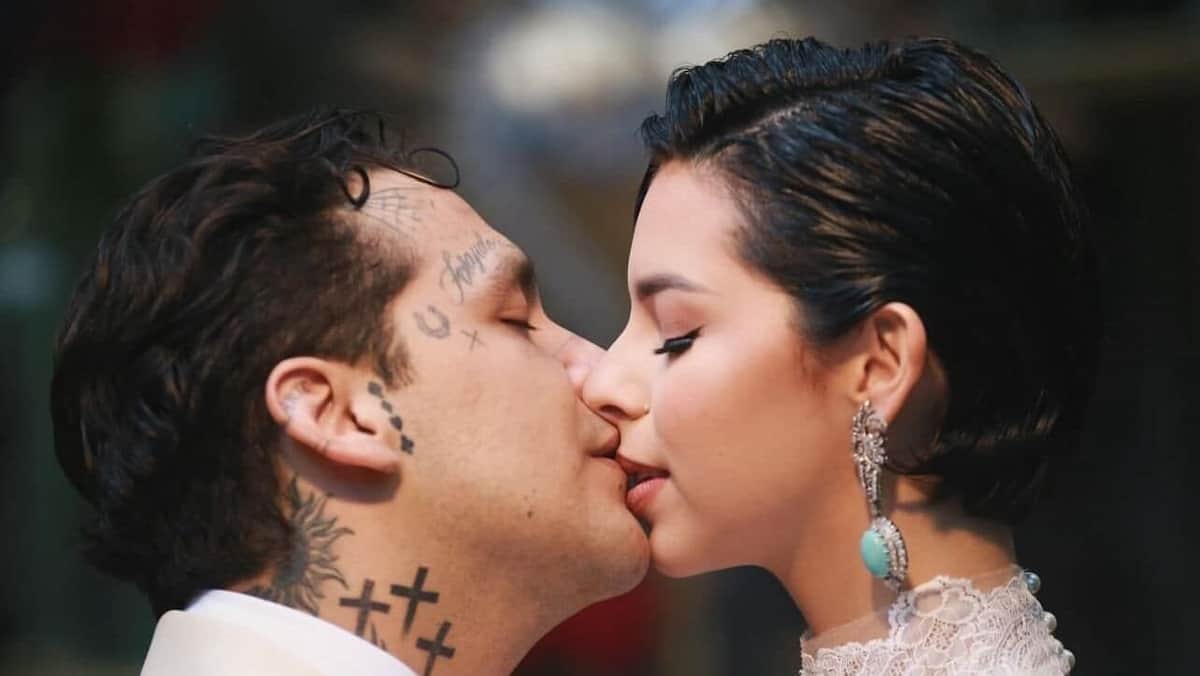 Ángela Aguilar presume cuadro pintado por Christian Nodal con el que la conquistó