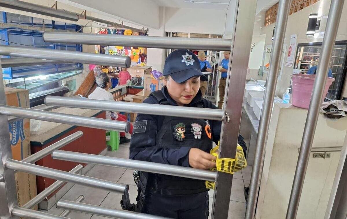 Hallan feto dentro de baños del mercado municipal de Papantla, Veracruz