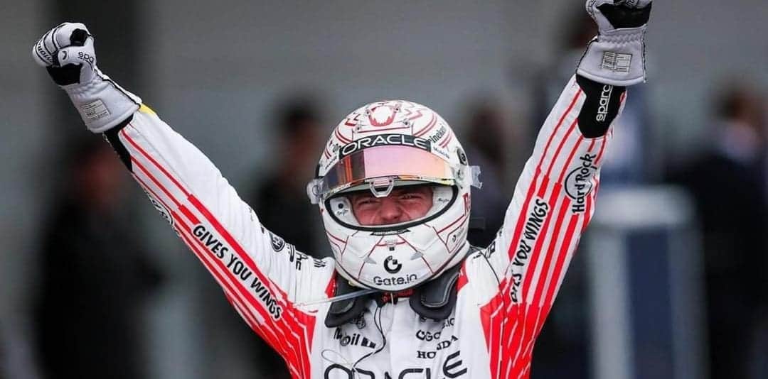 Video: Max Verstappen gana el Gran Premio de Japón, supera a los dos pilotos de McLaren