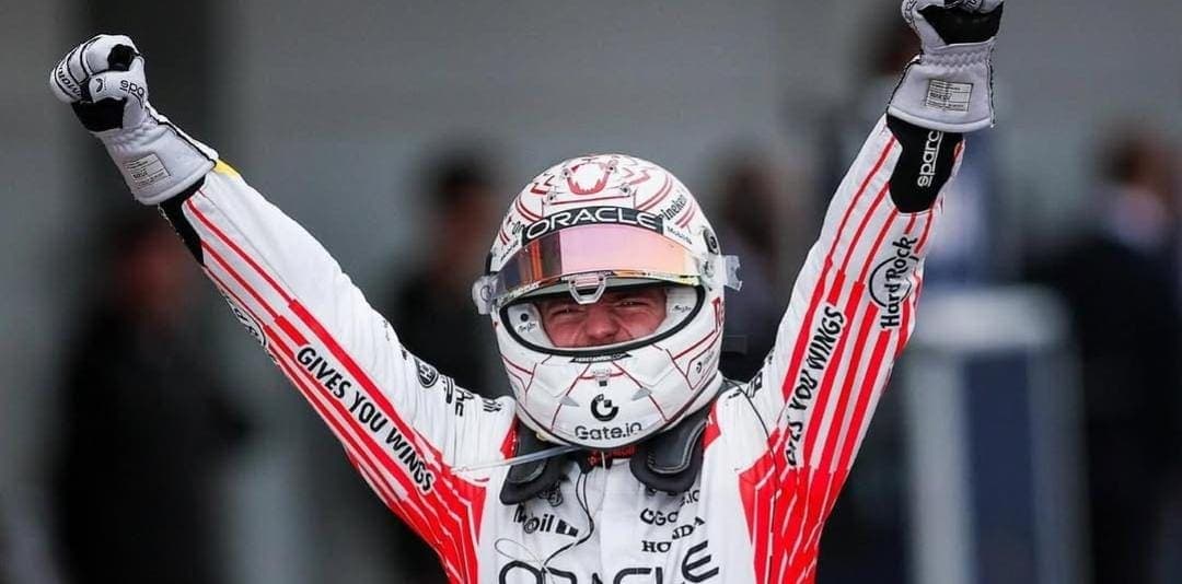 Video: Max Verstappen gana el Gran Premio de Japón, supera a los dos pilotos de McLaren