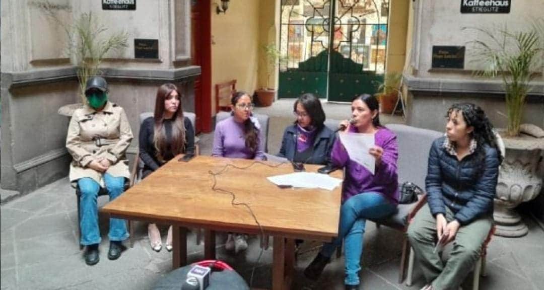 Abusan de una mujer tras acudir a cita de trabajo en Puebla; fue grabada y extorsionada