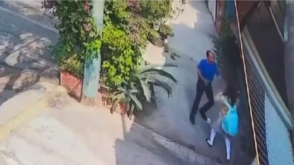 Video: Automovilista salva a joven de acoso en CDMX