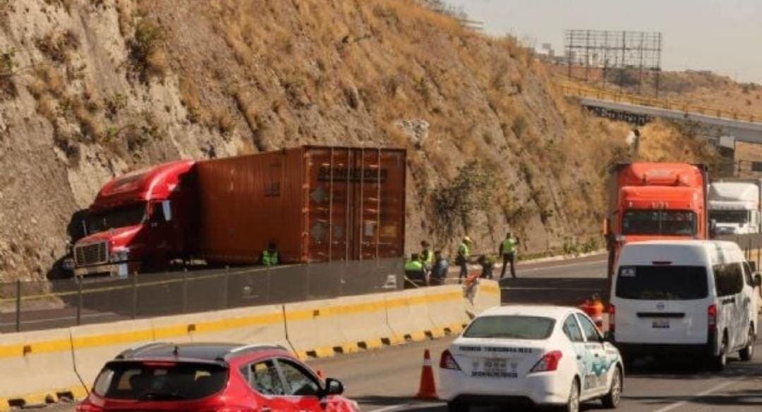 Conoce los horarios más peligrosos para viajar por las carreteras de México