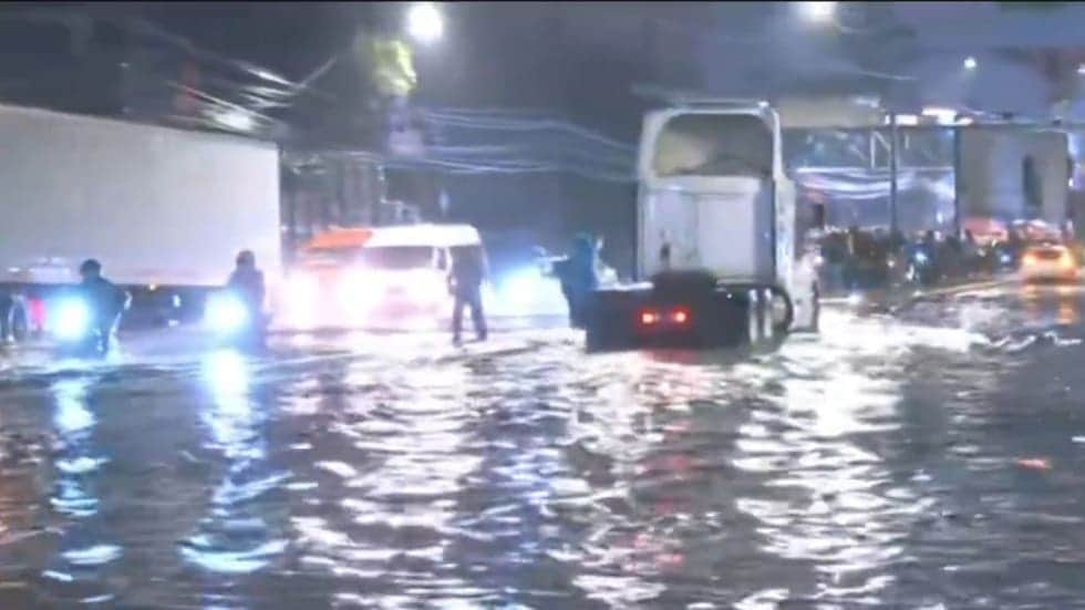 Video: Lluvias provocan severas inundaciones en Tultitlán y Cuautitlán Izcalli, Edomex
