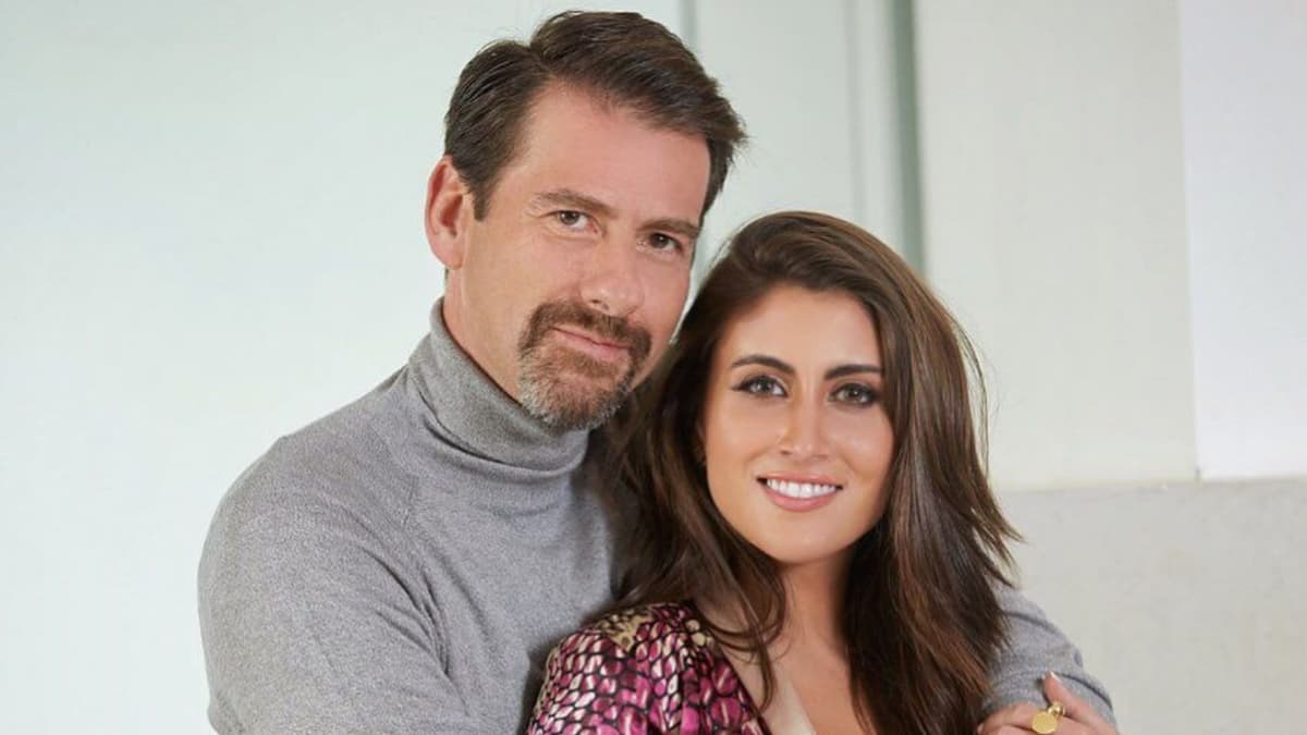 Critican a Eduardo Videgaray por presumir la placenta de su hijo