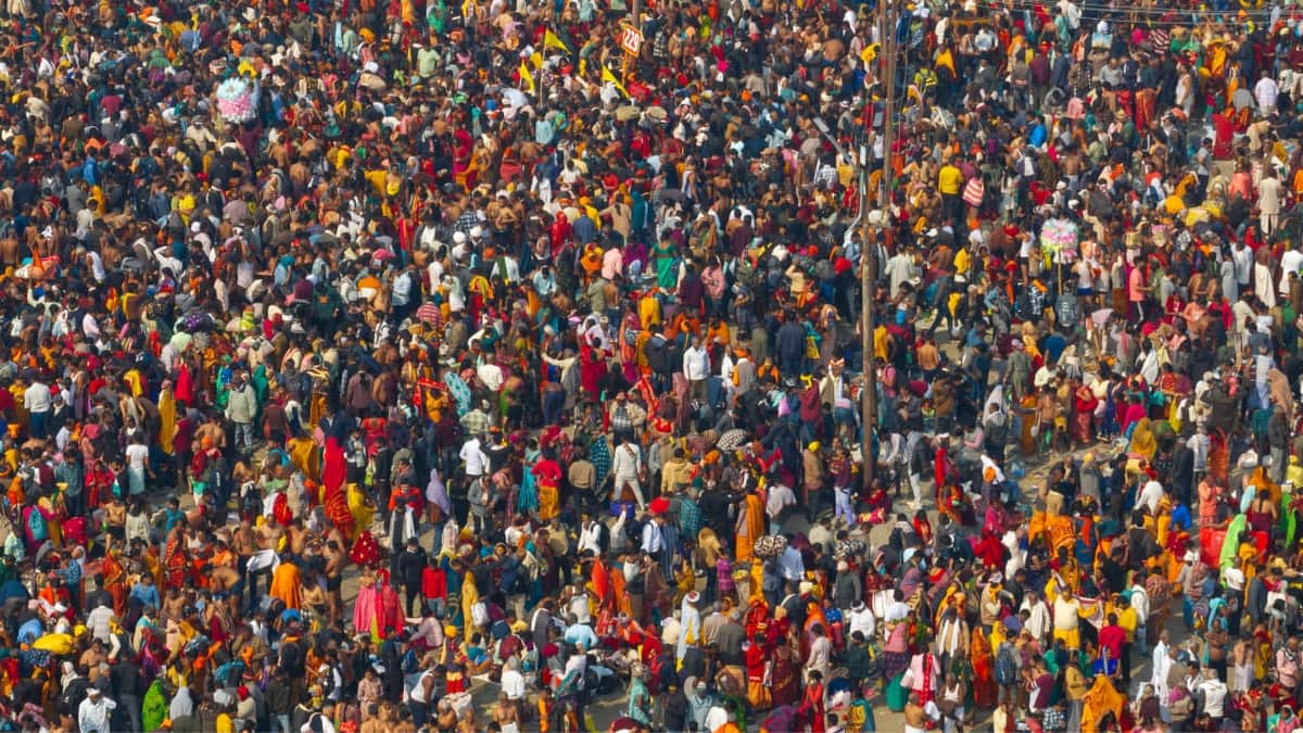 Estampida humana en un templo de la India deja a seis fallecidos