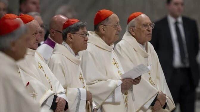 Lanzan videojuego en el que apuestan por quién será el próximo Papa