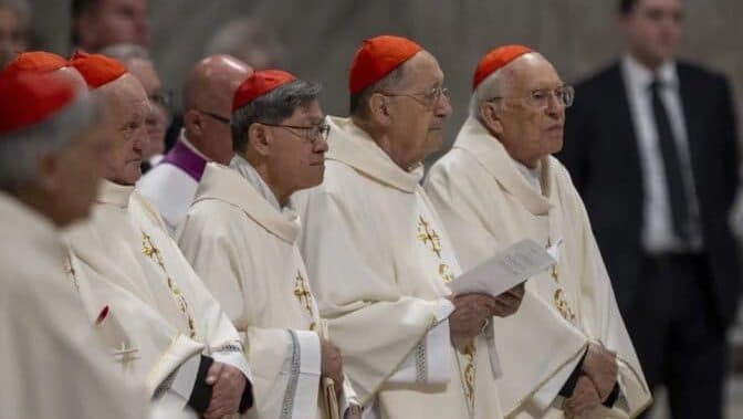 Lanzan videojuego en el que apuestan por quién será el próximo Papa