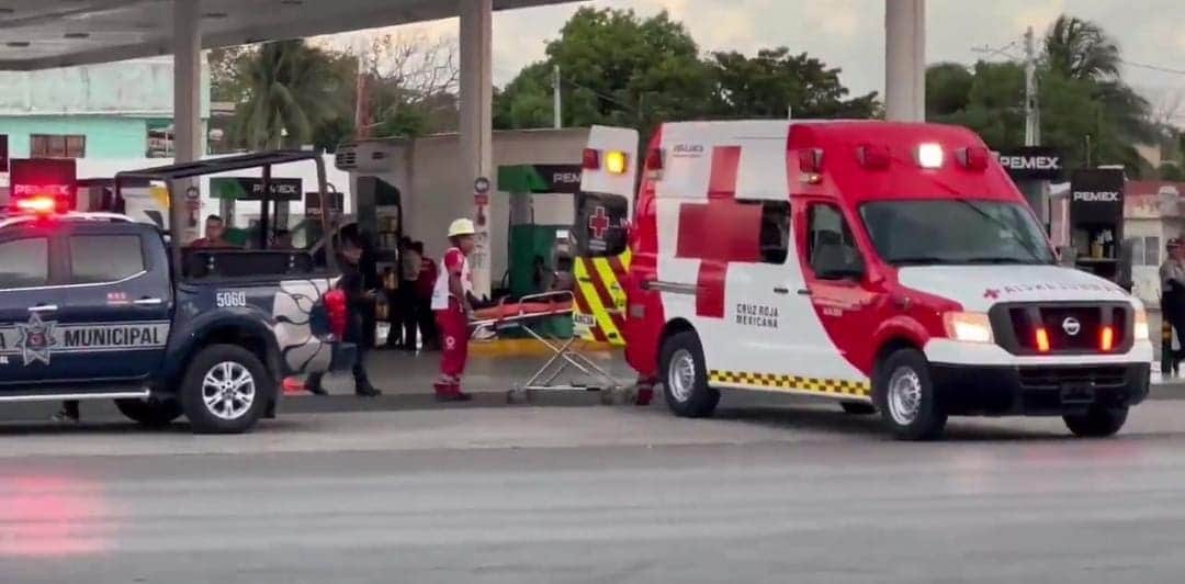 Motociclistas frustran robo contra adulta mayor y golpean a presunto delincuente en Cancún