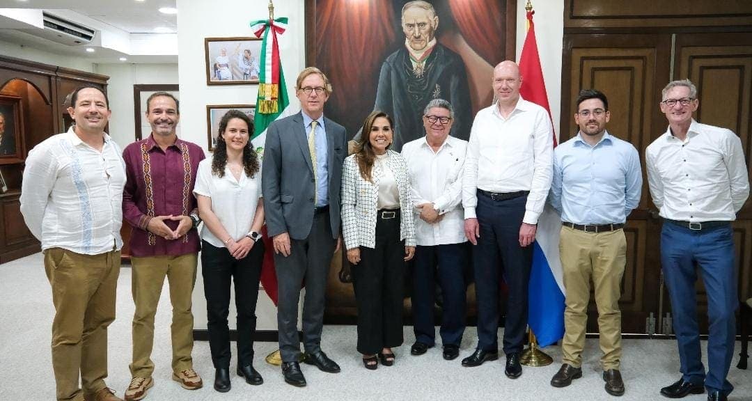 Mara Lezama y embajador de Países Bajos analizan proyecto para aprovechamiento del sargazo