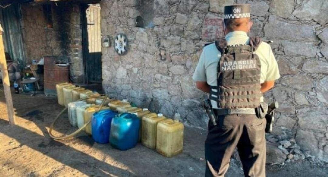 Detienen a 11 elementos de la Guardia Nacional por huachicoleo en Guanajuato