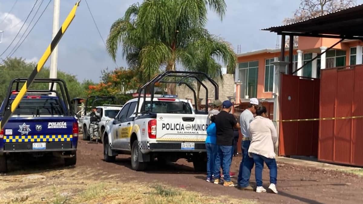 Asesinan a cuatro personas y atacan negocios por presunto cobro de piso en Salamanca, Guanajuato