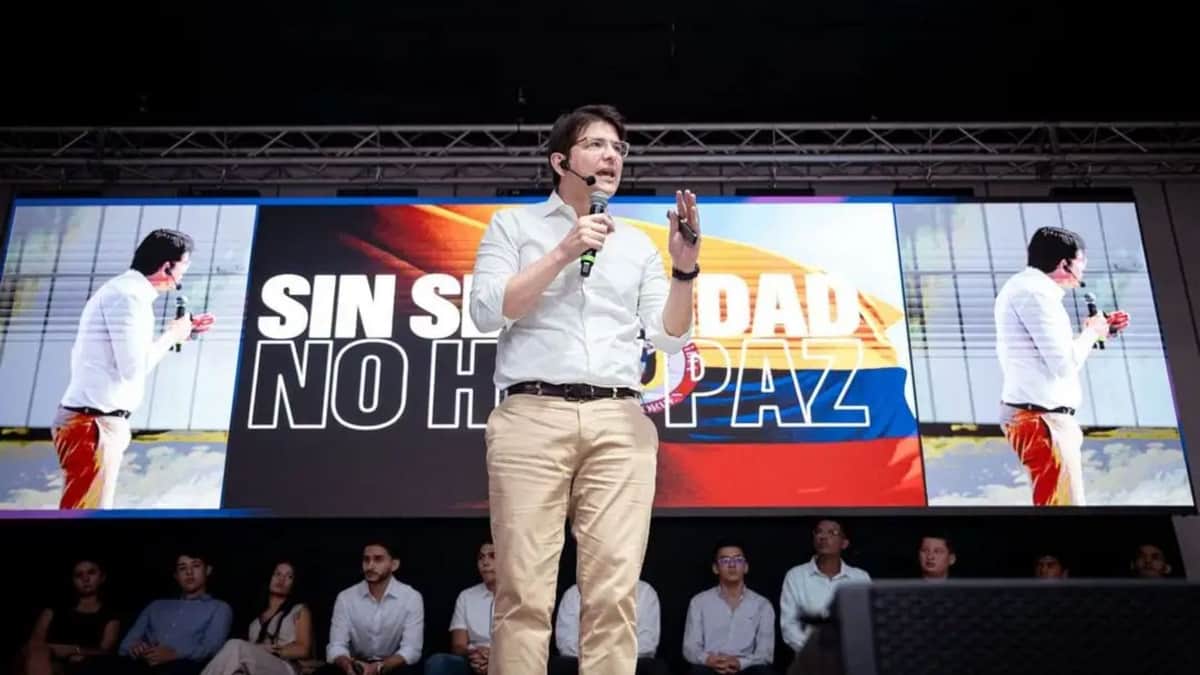 Atacan a balazos a Miguel Uribe Turbay, aspirante presidencial de Colombia durante mitin