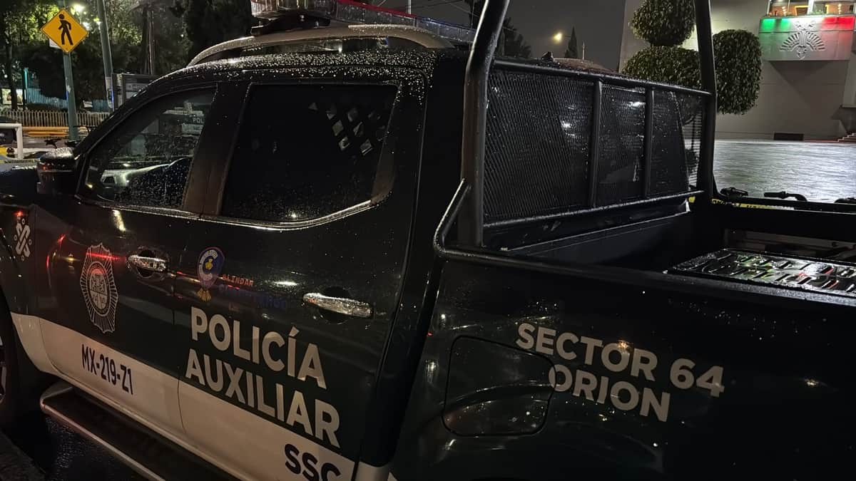 Balean el vehículo del jefe de la Policía Auxiliar en Cuauhtémoc, CDMX