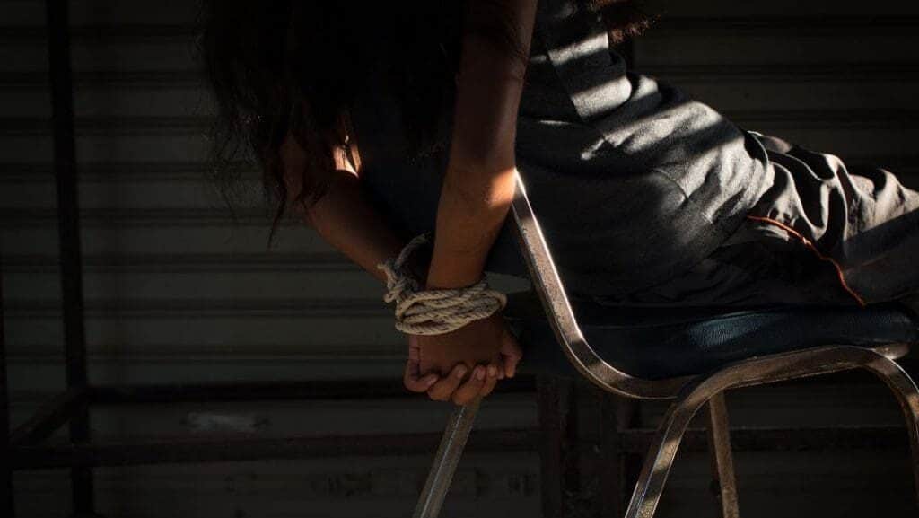 Asaltan y abusan sexualmente de varias mujeres en Playa Caracol, Tabasco