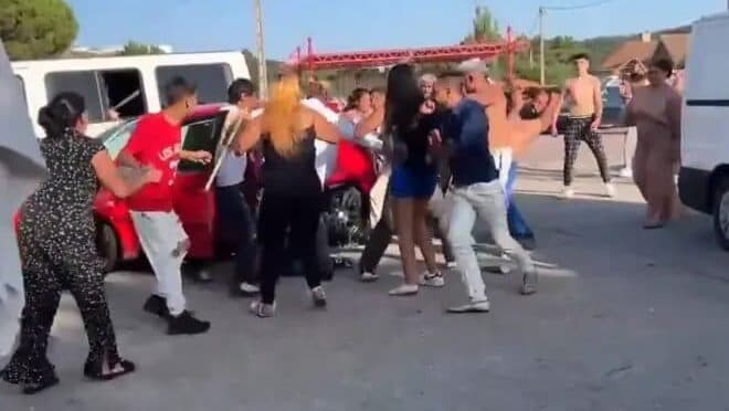 Video: Batalla campal entre dos familias deja un muerto y más de 10 heridos en España