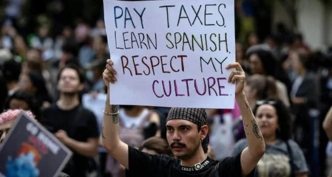 Estados Unidos pide a migrantes que se autodeporten tras la protesta contra la gentrificación en Cdmx