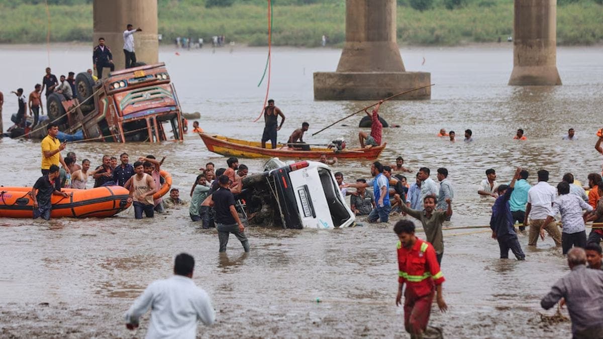 Fallecen nueve personas y seis resultan heridas tras colapso de un puente en India