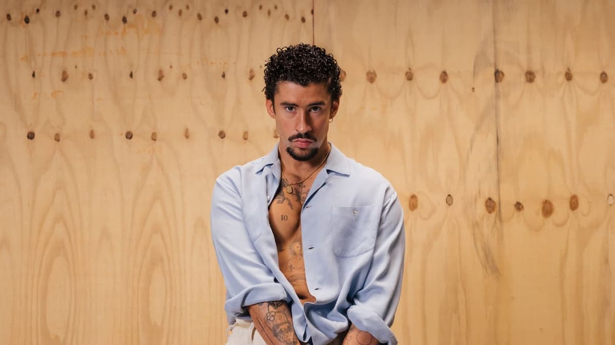 Crean diccionario para describir palabras del álbum "Debí tirar más fotos" de Bad Bunny