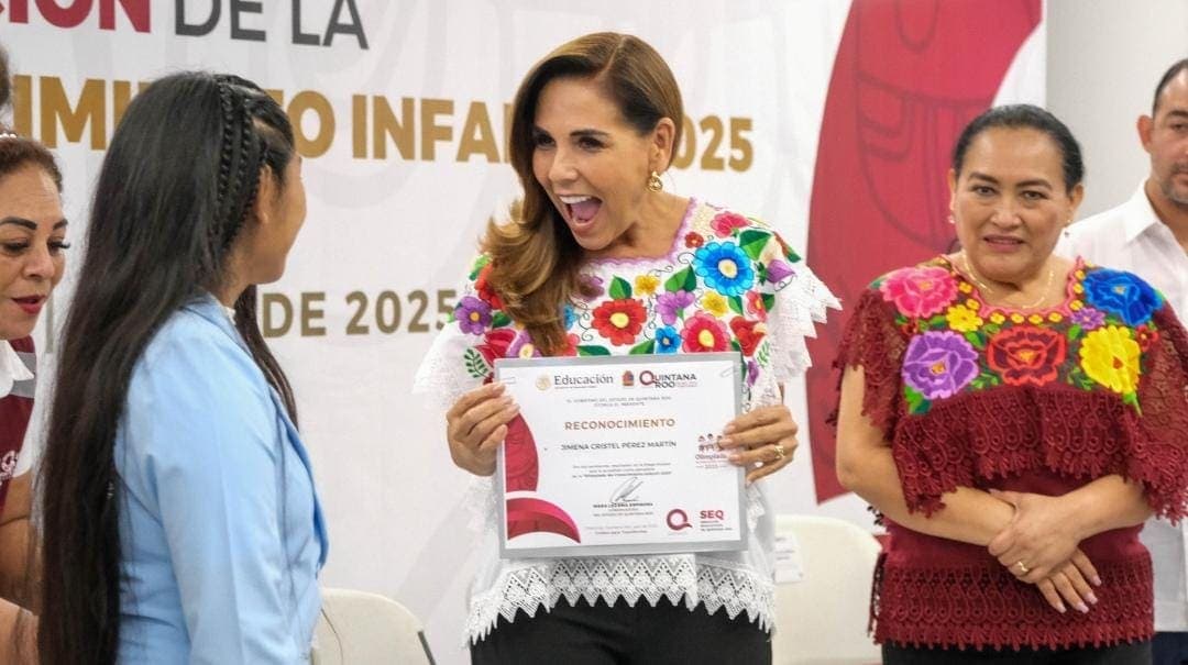 Premia Mara Lezama la excelencia de estudiantes destacados en la Olimpiada del Conocimiento 2025