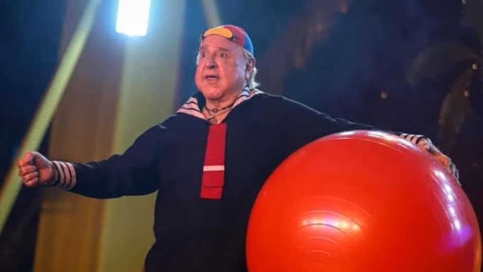 Video: Carlos Villagrán vuelve a actuar como "Quico" a sus 81 años en un circo en Lima, Perú