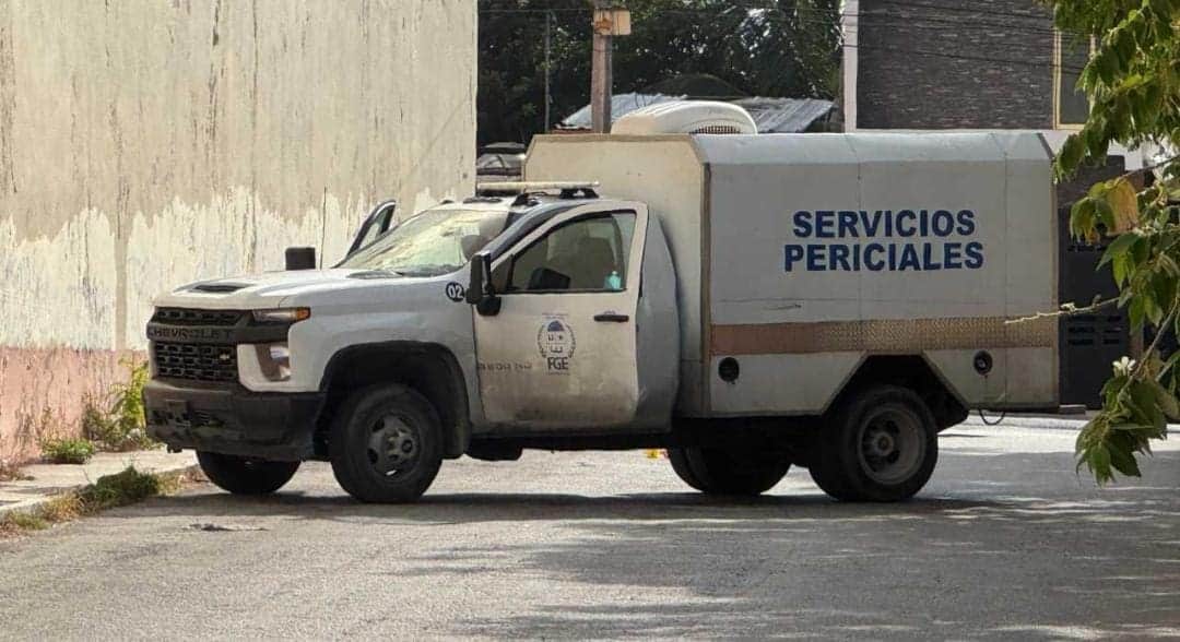 Encuentran a un sujeto asesinado dentro de un contenedor de basura en Cancún