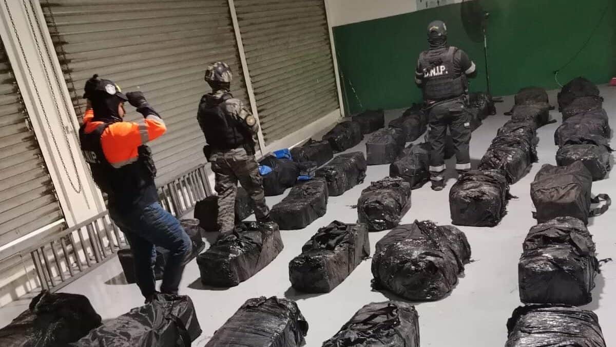 Aseguran en Panamá más de una tonelada de droga en contenedor procedente de México; iba a Bélgica