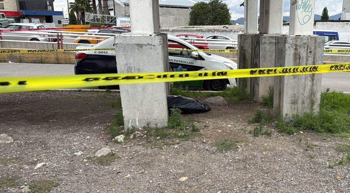 Abandonan cadáver dentro de una bolsa en Acolman, Edomex