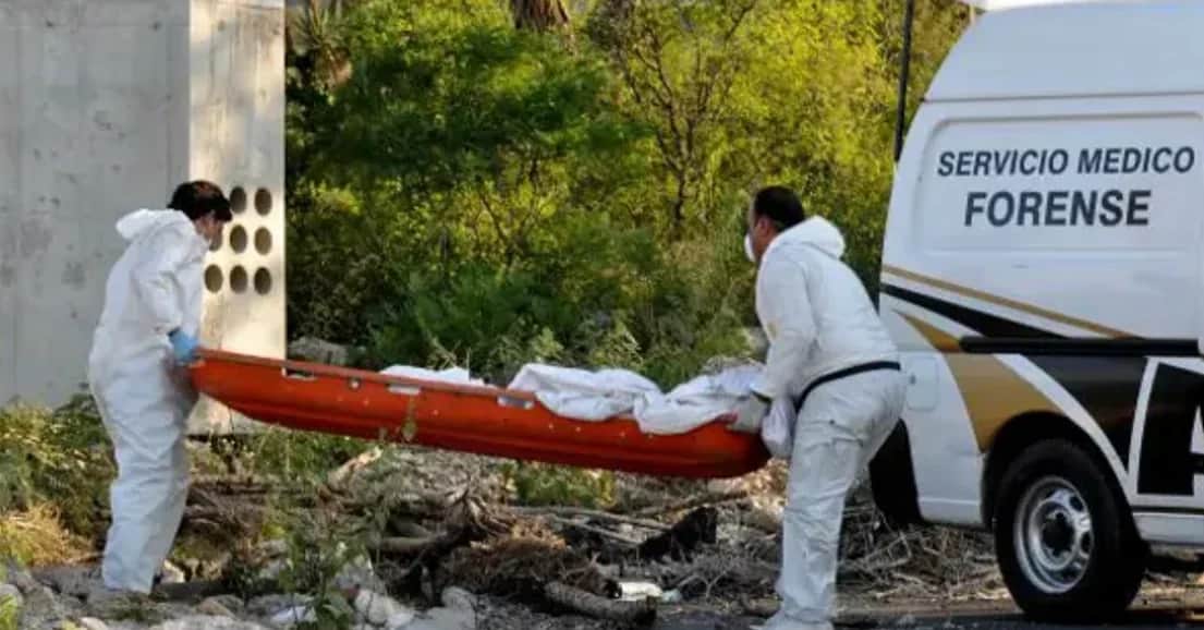 Niños encuentran cadáver junto a un río en Nuevo León