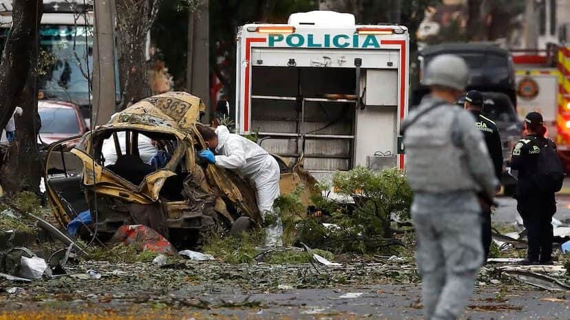 Video: Explosión de carro bomba deja al menos seis muertos y 60 heridos en Cali, Colombia