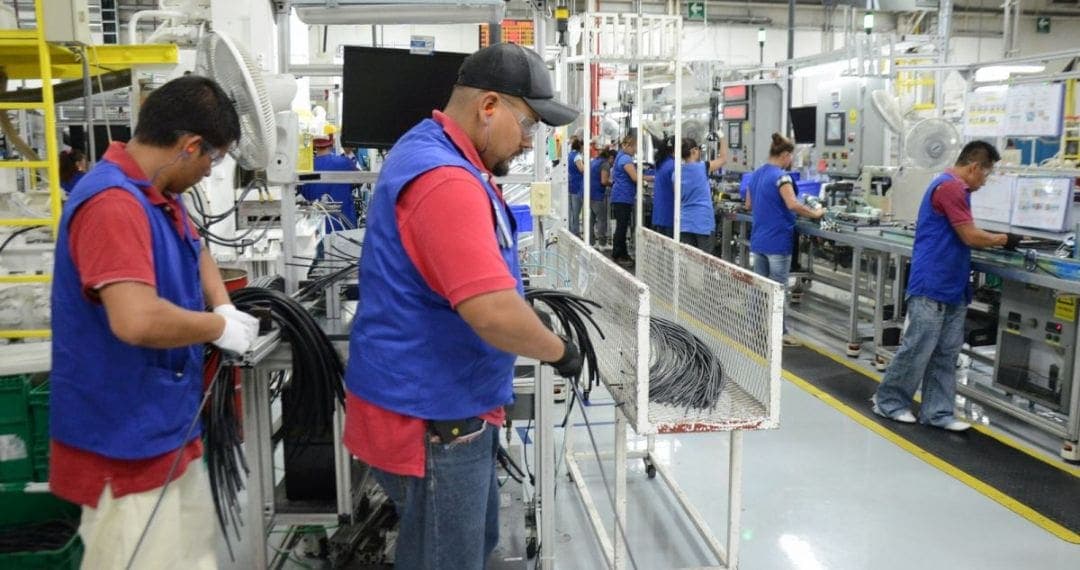Personas de Hidalgo, Querétaro y Durango dedican más de 60 horas a la semana a trabajar