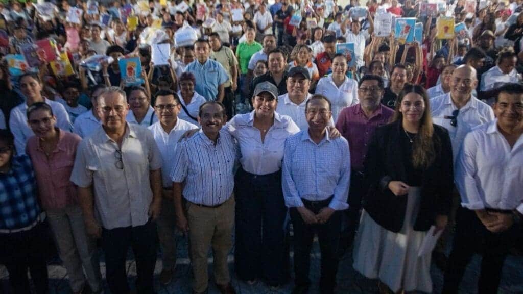 Estefanía Mercado reafirma compromiso con la educación, la salud y el transporte digno en Playa del Carmen