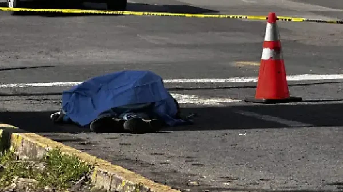 Adulta mayor muere tras ser atropellada por un camión en Edomex