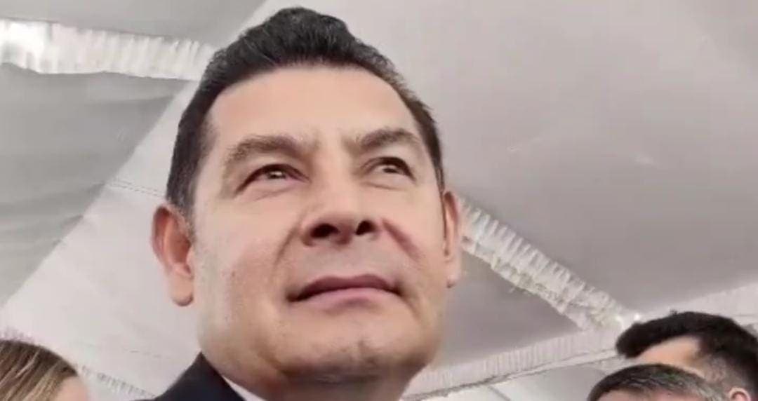 Alejandro Armenta, gobernador morenista de Puebla revictimiza a mujeres asesinadas