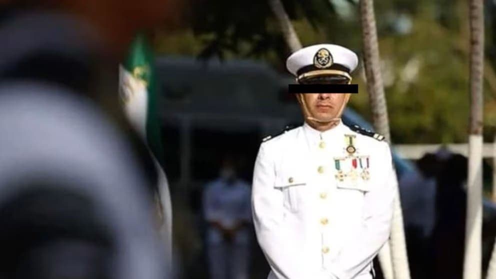 Capturan a vicealmirante por red de huachicol fiscal; es sobrino de exsecretario de Marina con AMLO