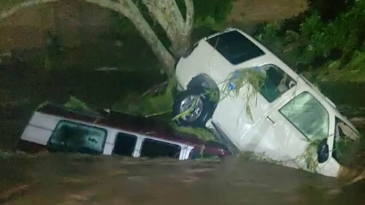 Adulto mayor muere tras ser arrastrado por un río desbordado en Jalisco