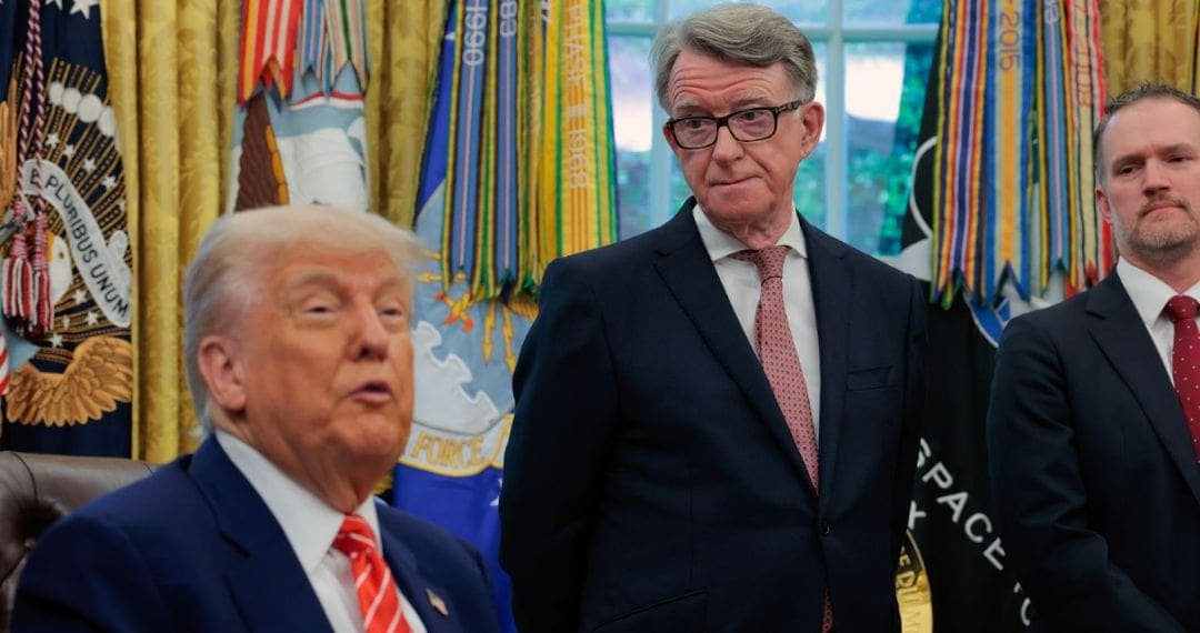 Destituyen a embajador de Reino Unido en Estados Unidos por vínculos con Jeffrey Epstein