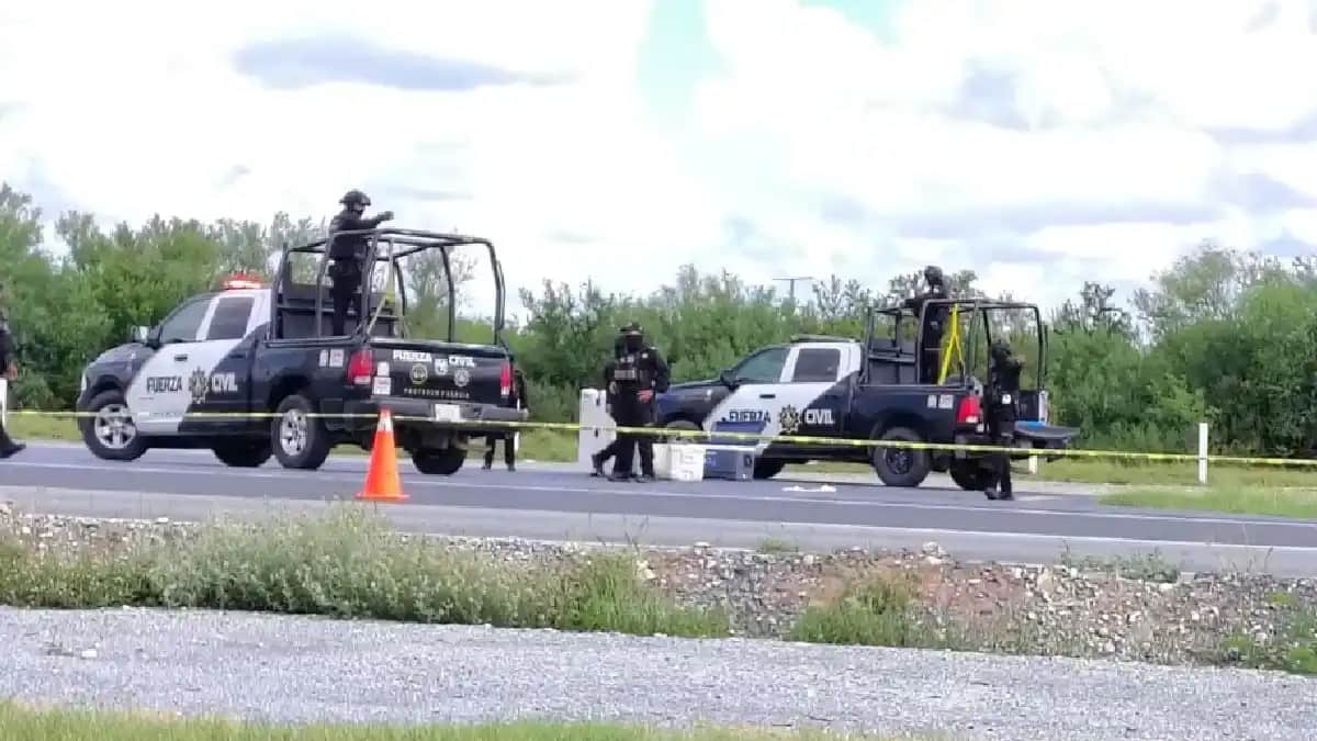 Abandonan restos humanos dentro de hieleras en Nuevo León