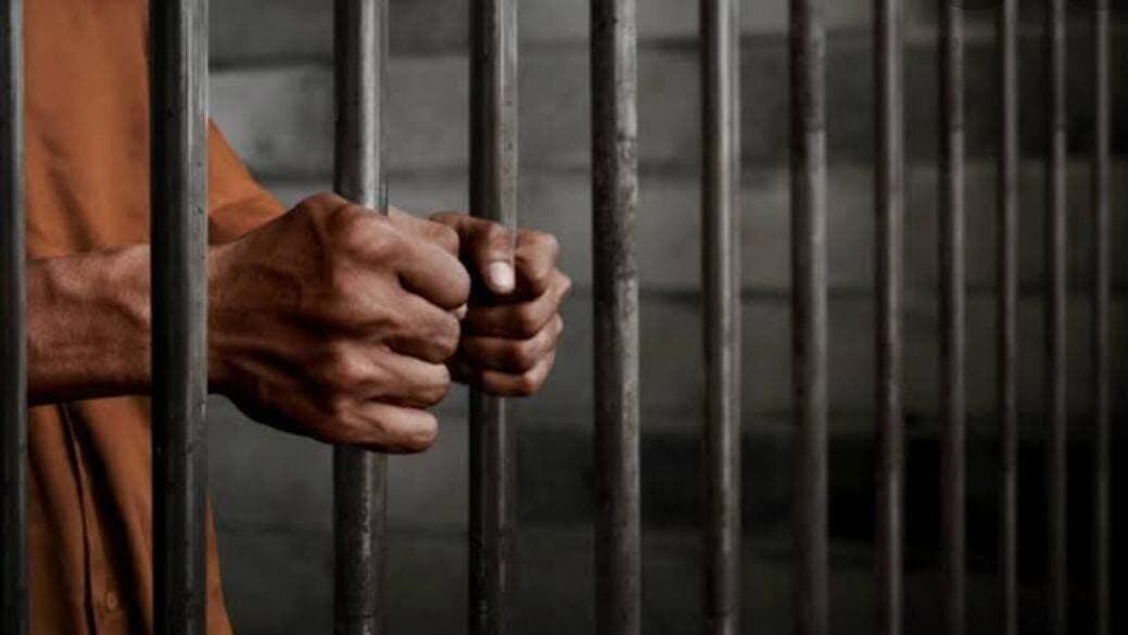 Dan 188 años de cárcel a sujeto que abusó sexualmente de tres niñas en Nuevo León