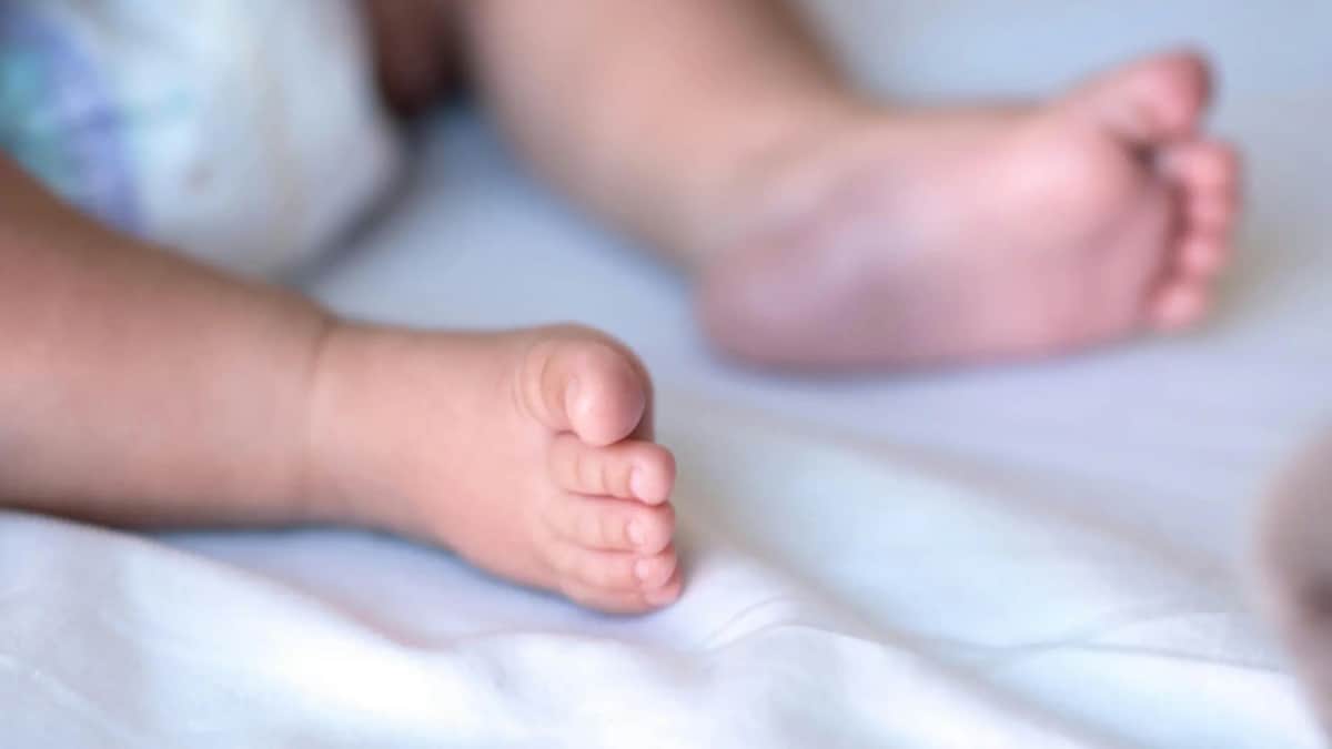 Padre presuntamente mata a su bebé de 11 meses tras darle un golpe en la cabeza en Chihuahua