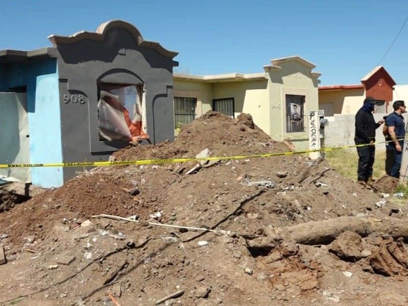 Hallan cuerpo sin vida de una mujer dentro de una fosa en Jalisco; su hija fue quien la encontró