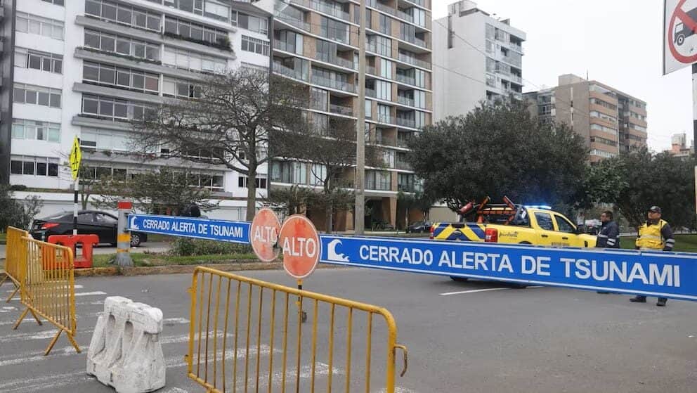 Terremoto de magnitud 6.9 sacude las costas de Filipinas; hay alerta de tsunami