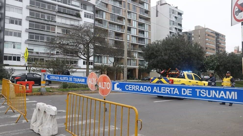 Terremoto de magnitud 6.9 sacude las costas de Filipinas; hay alerta de tsunami