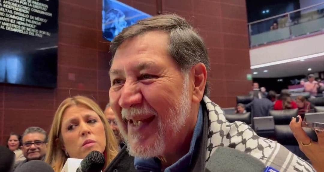 Video: Fernández Noroña usó avión privado; tras ser cuestionado dice que no tiene por qué rendir cuentas