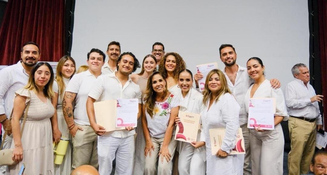 Entrega Mara Lezama 189 constancias y matrículas; fortalece confianza del sector inmobiliario en Quintana Roo