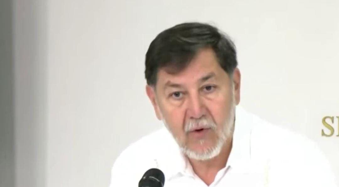 Asegura Fernández Noroña que opositores Osorio Chong y Roberto Gil Zuarth quisieron entrar a Morena