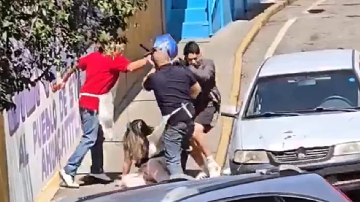 Video: Carniceros golpean a una mujer en Cuernavaca, Morelos