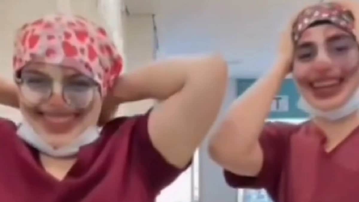 Video: Doctoras se burlan de paciente que gritaba de dolor en un IMSS de Irapuato, Guanajuato